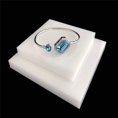 Bloques de acrílico de escritorio de los soportes del collar de la exhibición de la joyería de la moda moderna