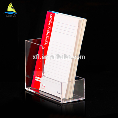 el folleto de acrílico claro de los tenedores del folleto embolsa la revista y estantes de librería