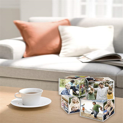 Los marcos de acrílico plásticos de la foto, mesa 6 del lucite echaron a un lado los cubos de acrílico de la foto